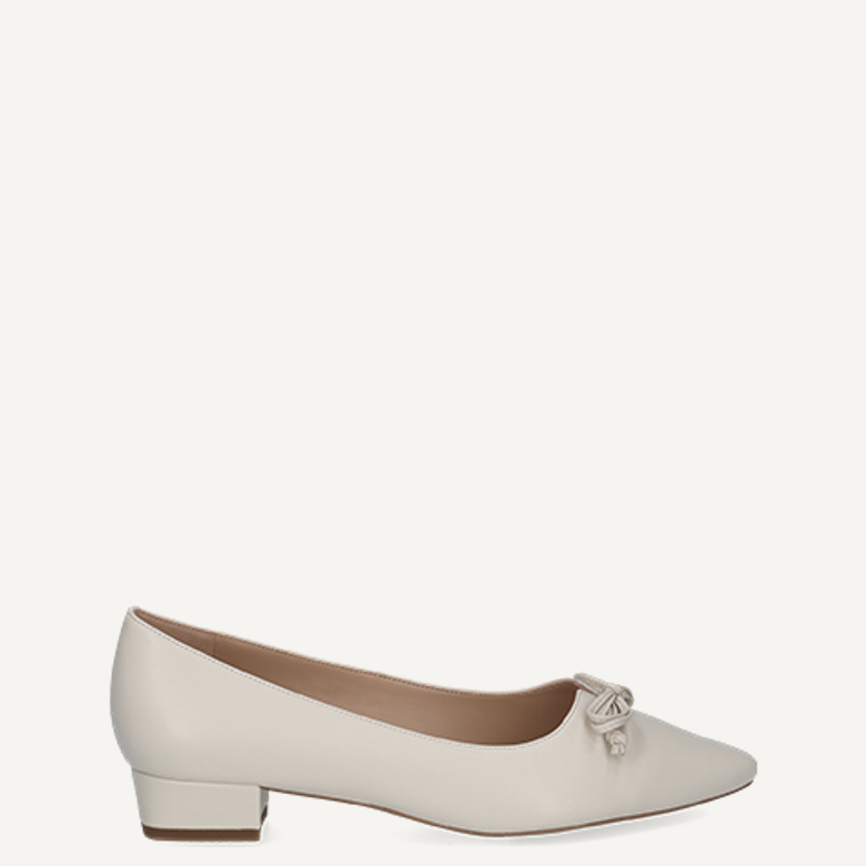 Peter Kaiser 72241 170 Slipper & Mokassin in weiß